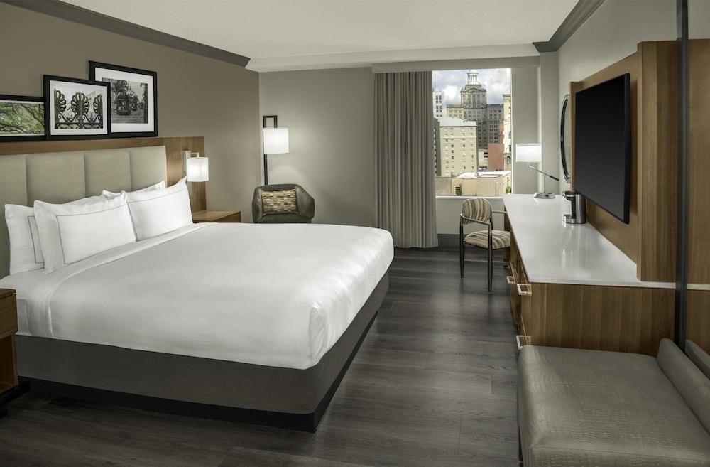 DoubleTree by Hilton New Orleans