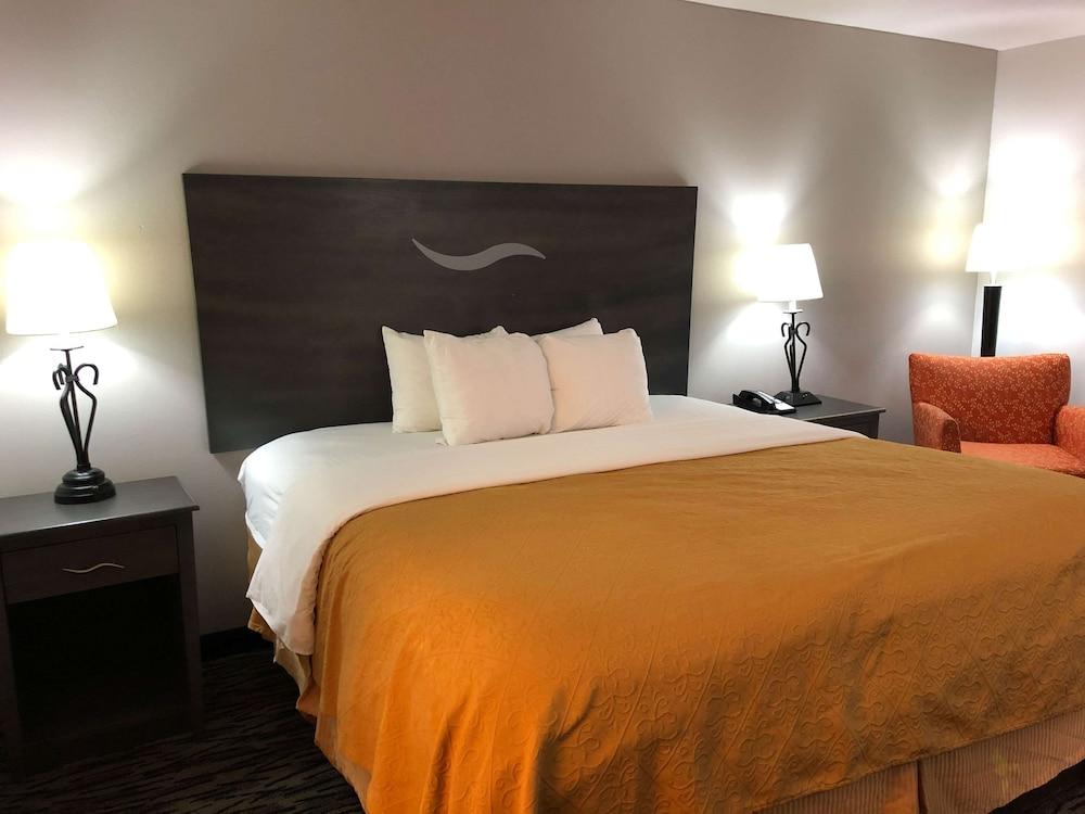 Motel 6 La Place, LA