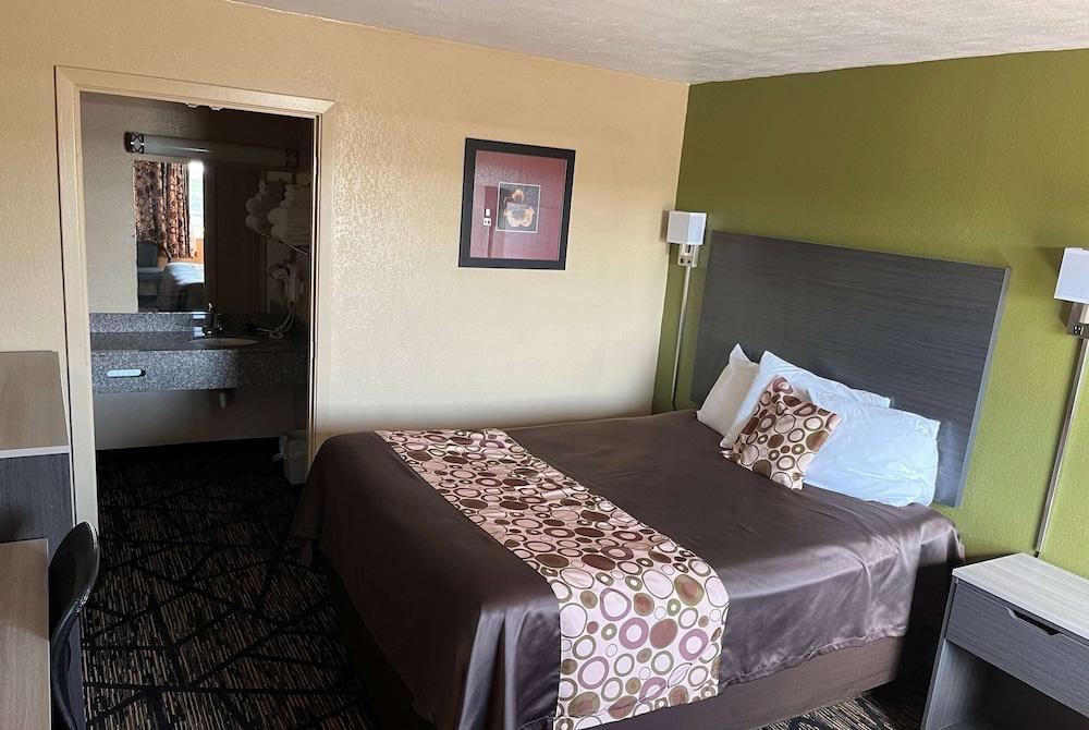 Travelodge by Wyndham Mansfield