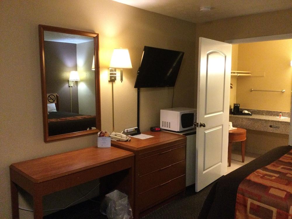 Travelodge by Wyndham Mansfield