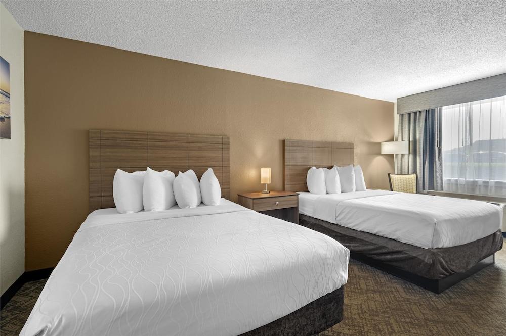 Best Western Center Inn