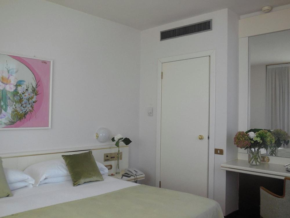 Starhotels Cristallo Palace