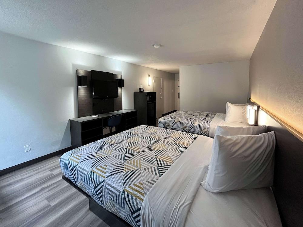 Motel 6 Nacogdoches, TX-SFA University