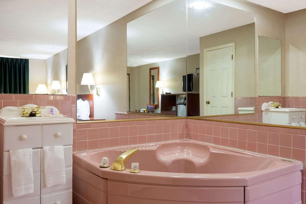 Knights Inn Elizabethtown