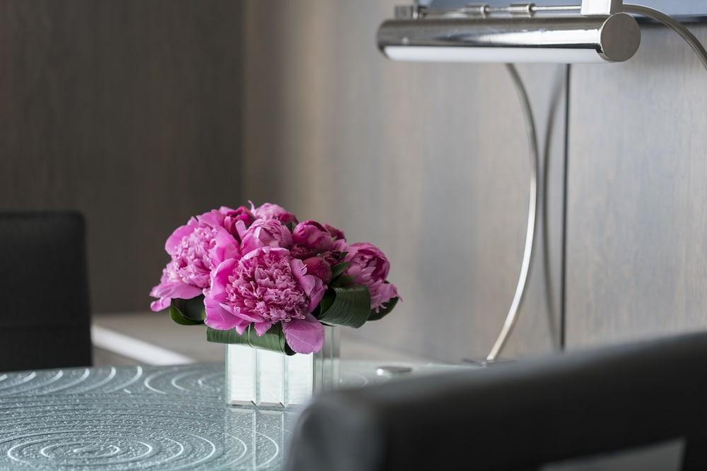 The Ritz-Carlton, Cleveland