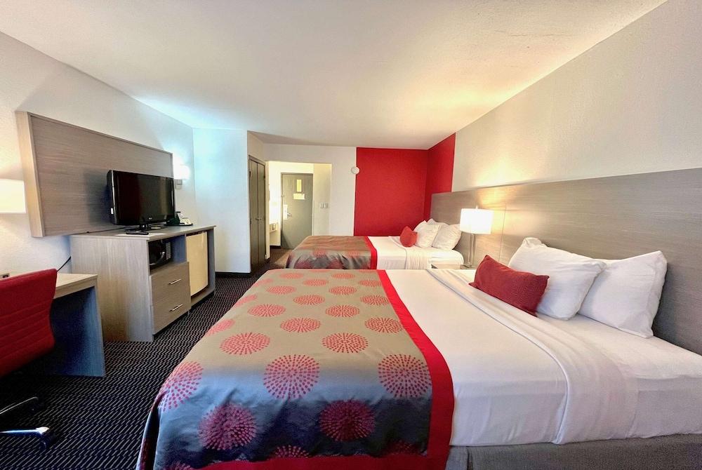 Ramada by Wyndham Columbia