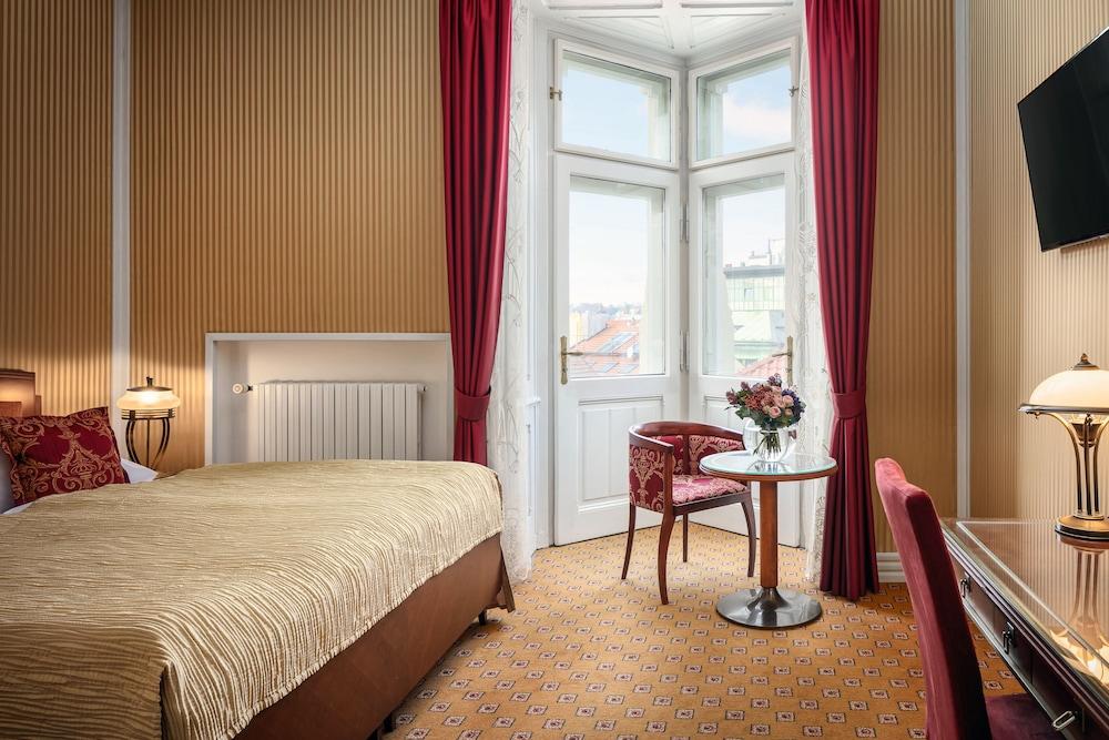 Hotel Paris Prague