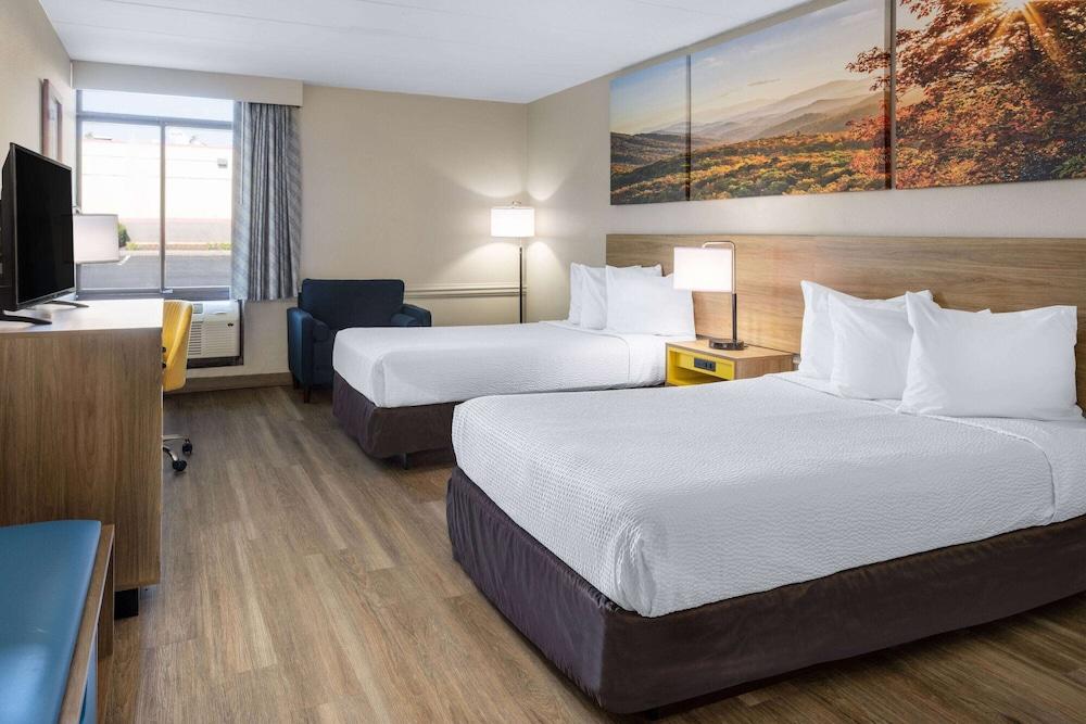 Days Inn by Wyndham Winchester