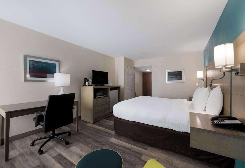 Best Western Hampton Coliseum Inn