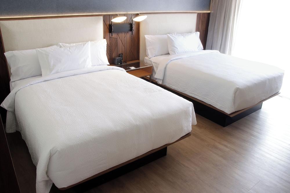 Courtyard by Marriott Puebla Las Animas