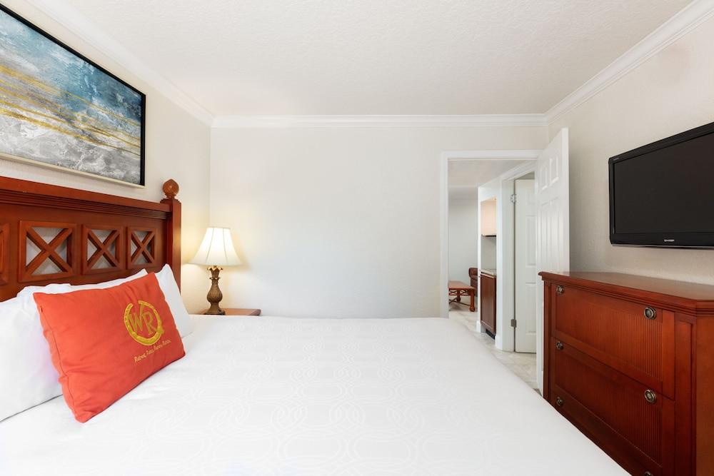 Westgate Blue Tree Resort in Lake Buena Vista