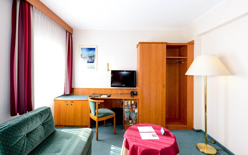 Hotel Christophe Colomb