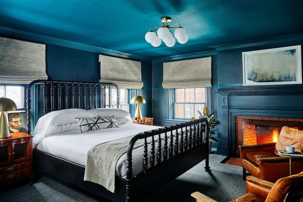 Blind Tiger Portland - Danforth Street.