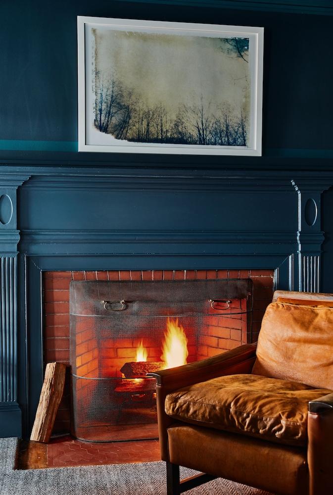 Blind Tiger Portland - Danforth Street.