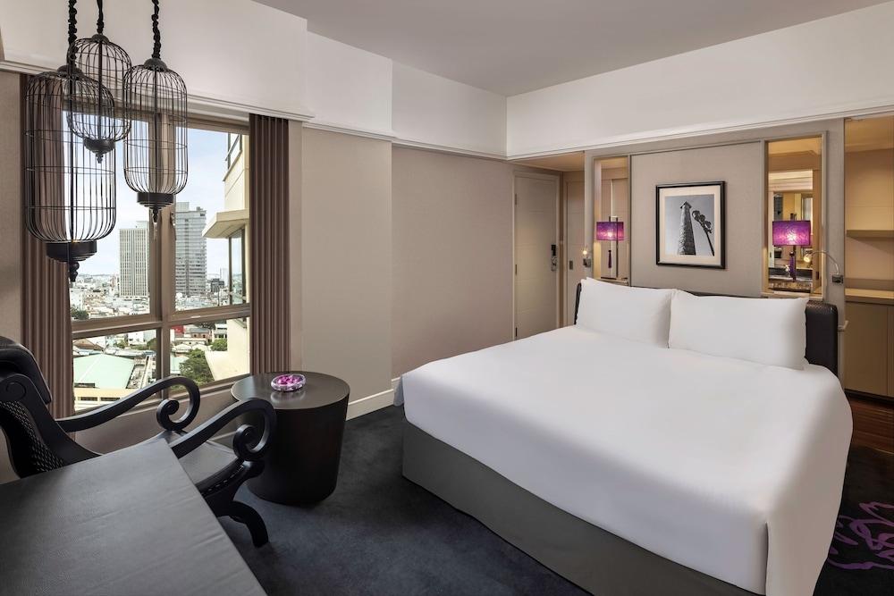 Sofitel Saigon Plaza