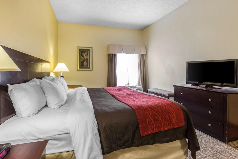 Comfort Inn & Suites Thomson