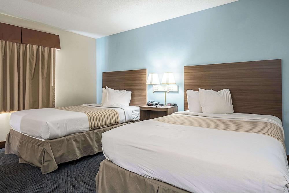 Suburban Studios of Wilmington