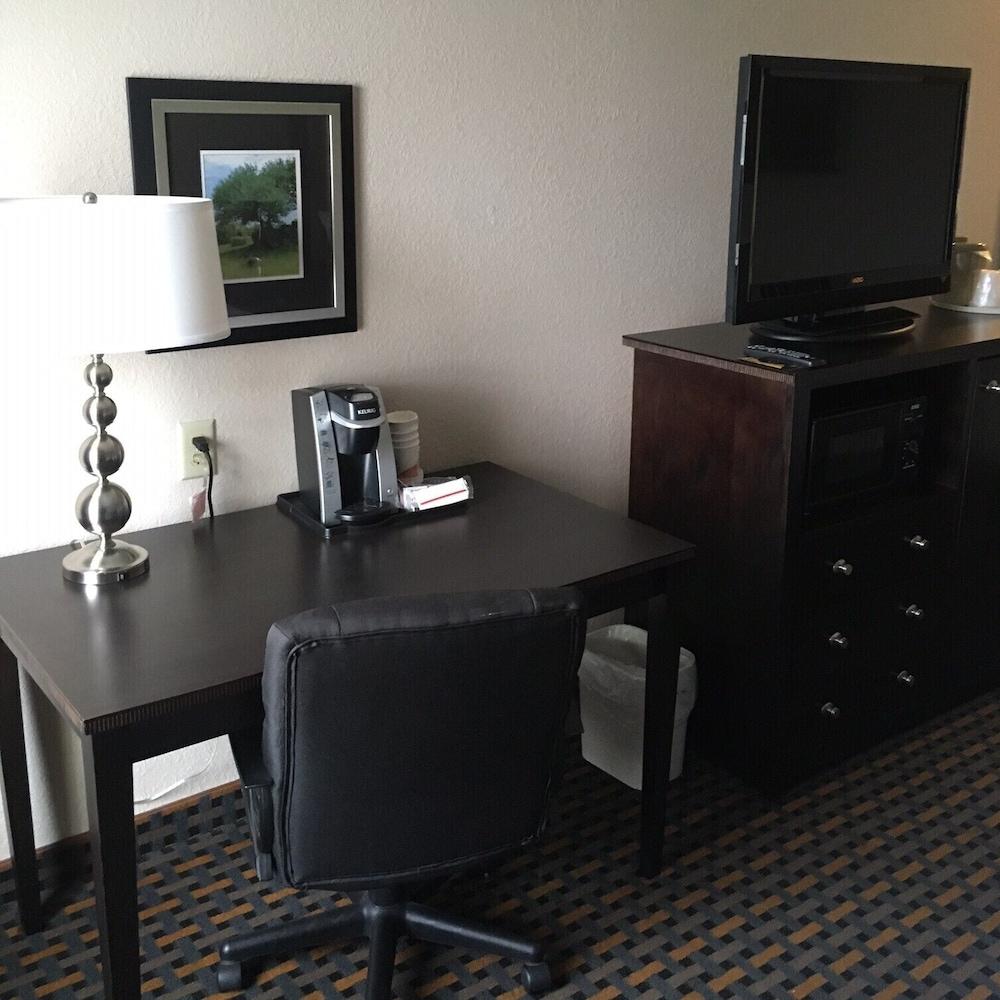 Comfort Inn & Suites Asheboro East