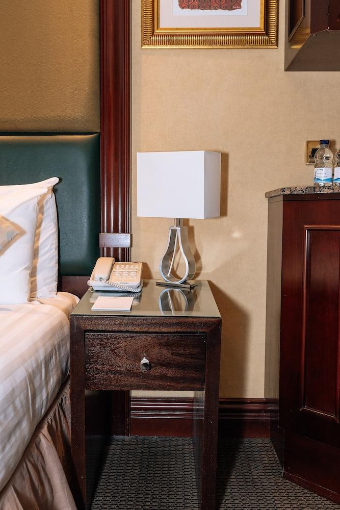 The Premier Notting Hill