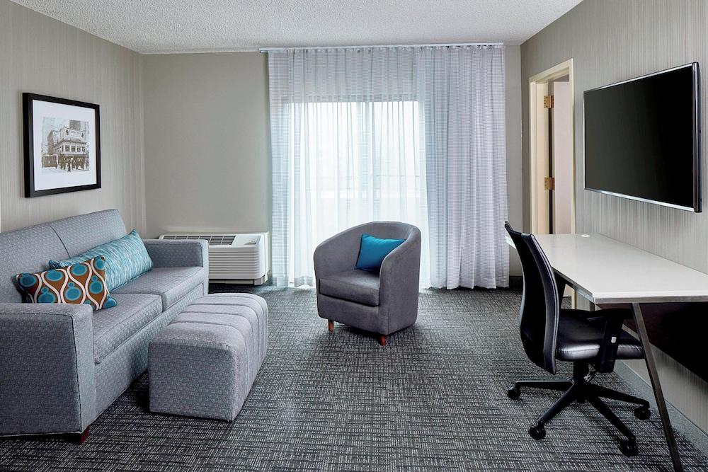 Courtyard Portland Downtown/Convention Center