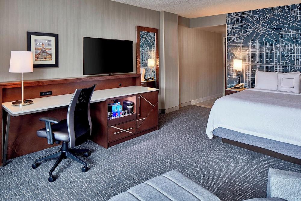 Courtyard Portland Downtown/Convention Center