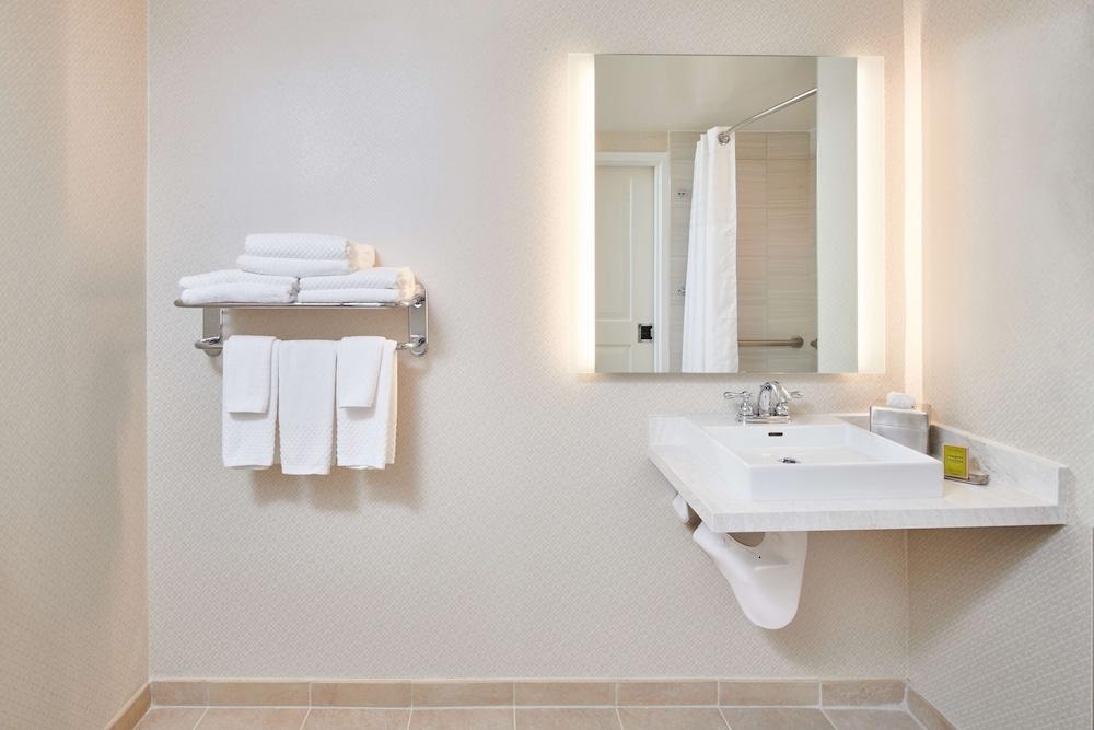 DoubleTree by Hilton Irvine - Spectrum