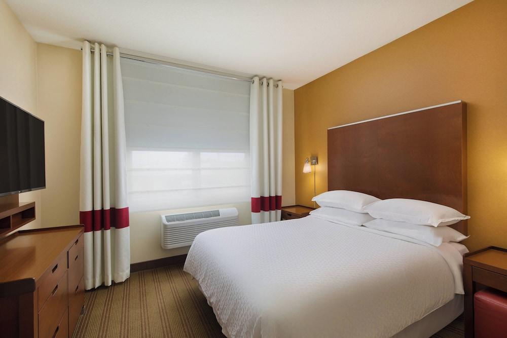 Four Points By Sheraton Portland East