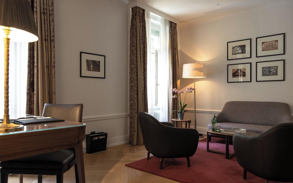 Bellevue Palace Hotel