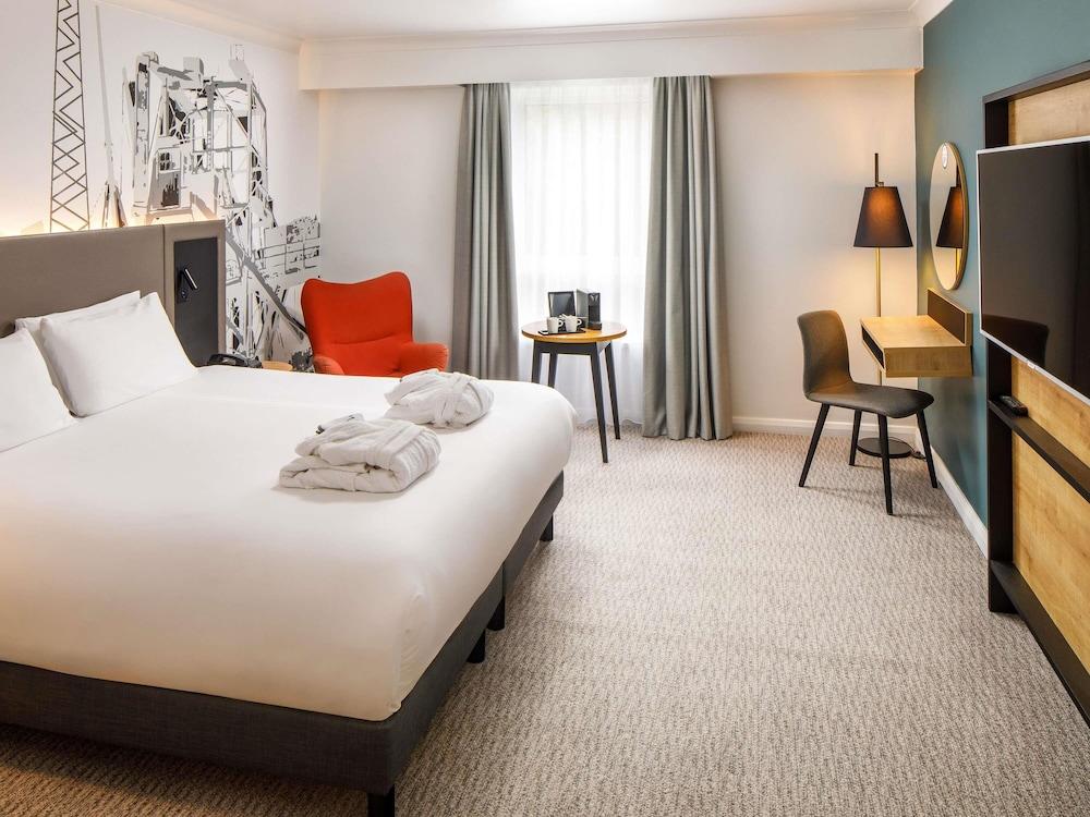 Mercure Cardiff North Hotel