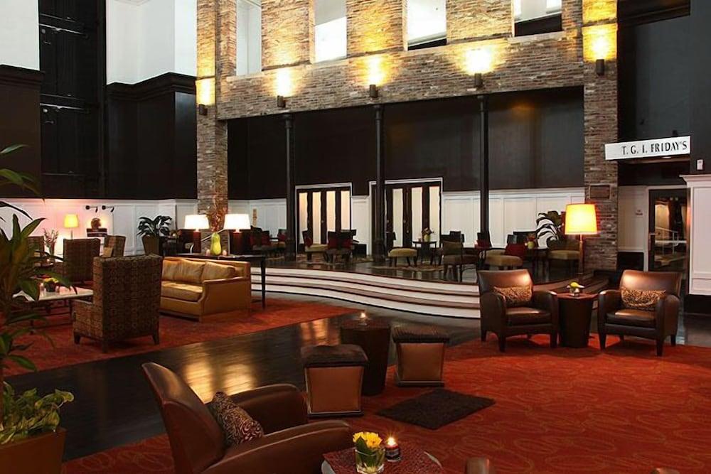 DoubleTree by Hilton Memphis Downtown