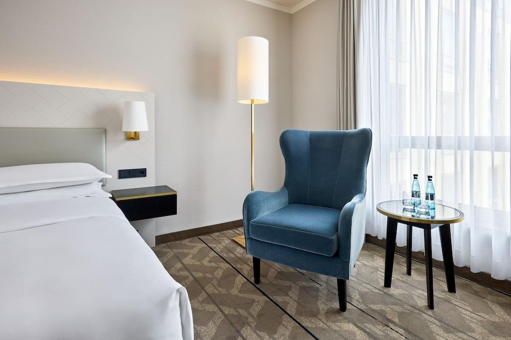 Sheraton Offenbach Hotel