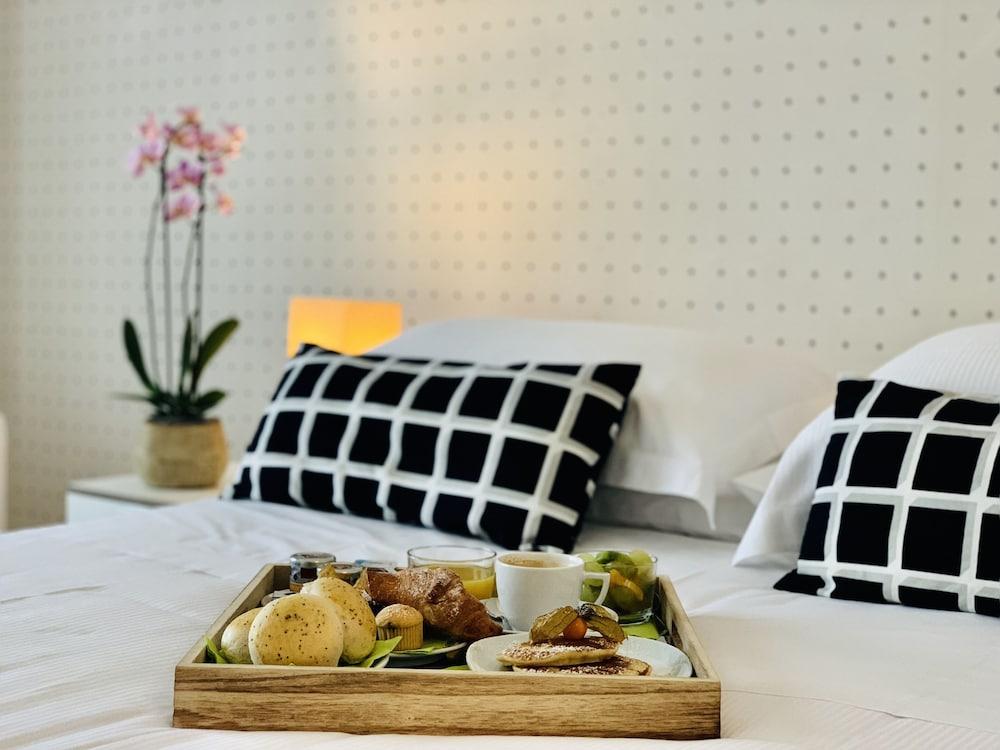 Hotel Blaise & Francis