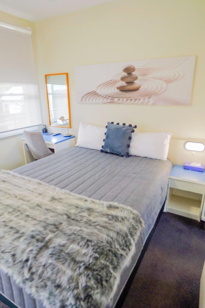 Abbotsleigh Motor Inn