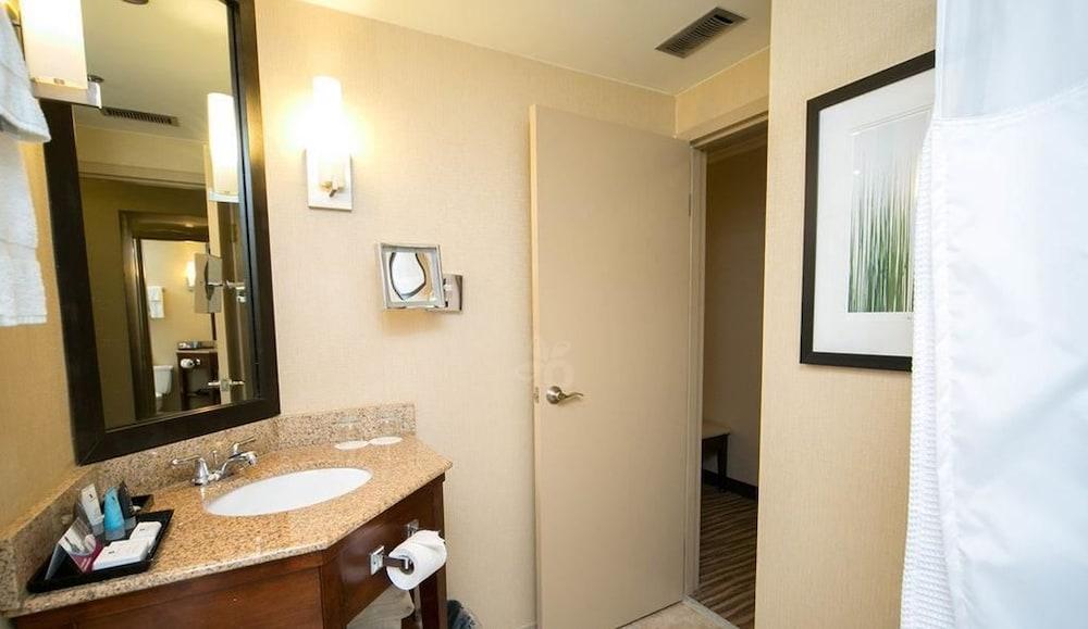 Pittsburgh Plaza Hotel