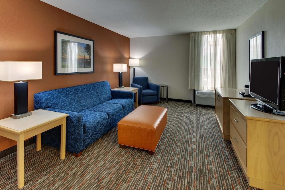 Pear Tree Inn Cape Girardeau West