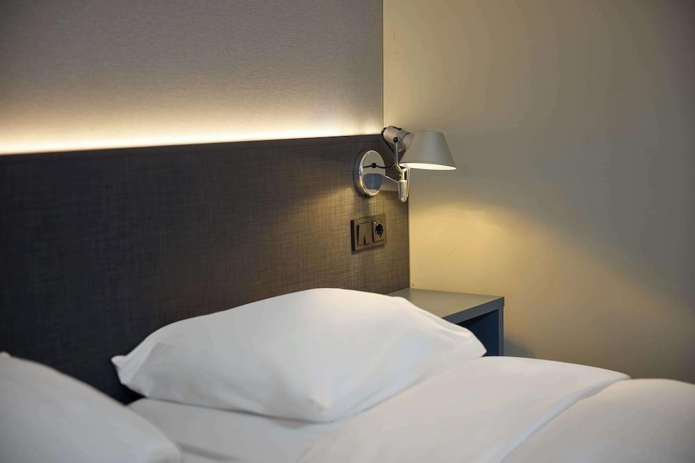 DoubleTree by Hilton Rotterdam Centre