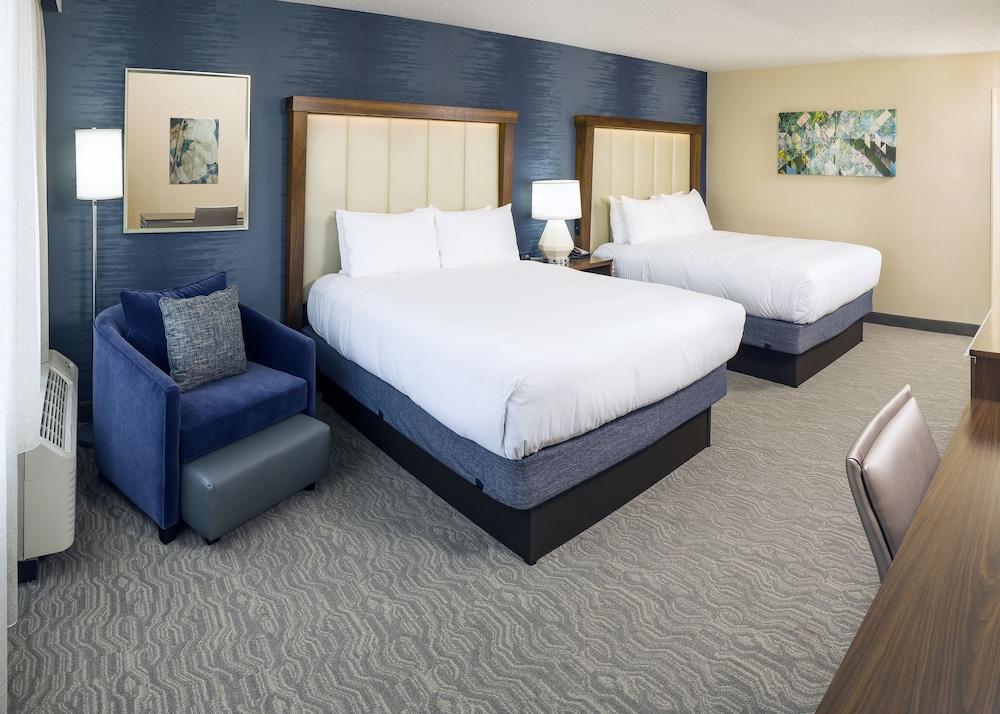 DoubleTree by Hilton Boston - Andover