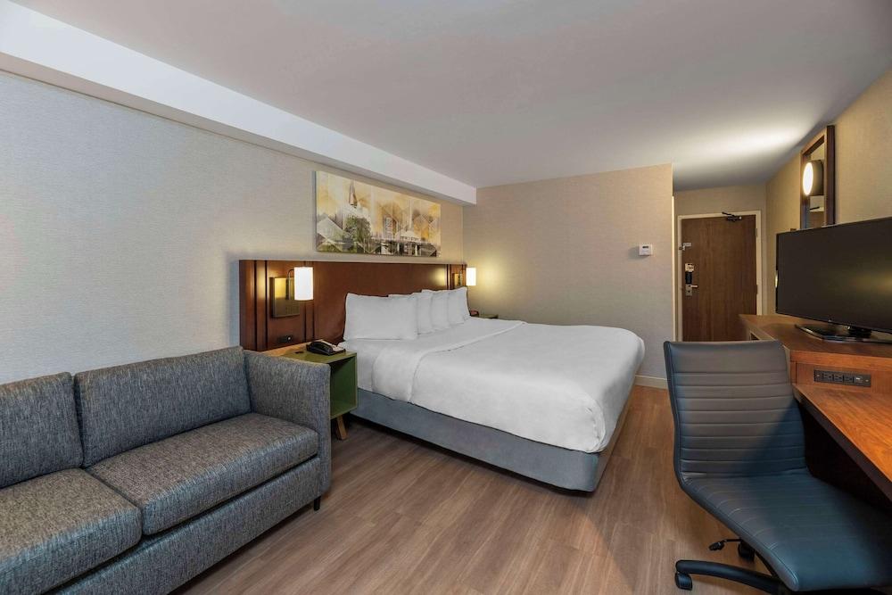 Comfort Inn Brossard