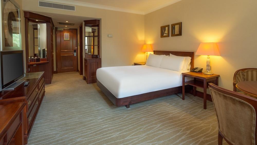 Hilton East Midlands Airport