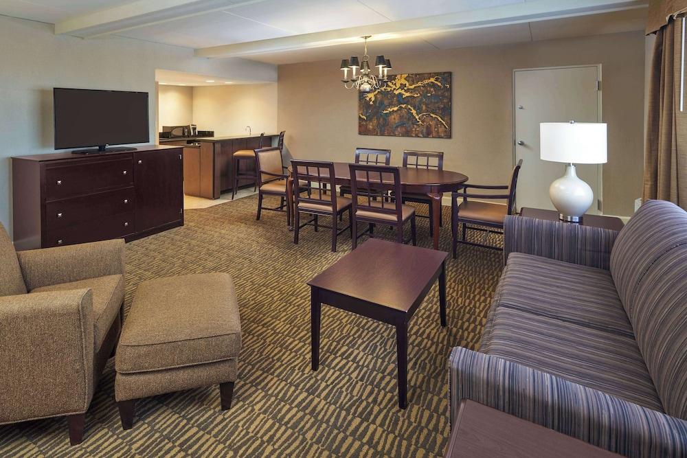 Wyndham Executive Center Columbia