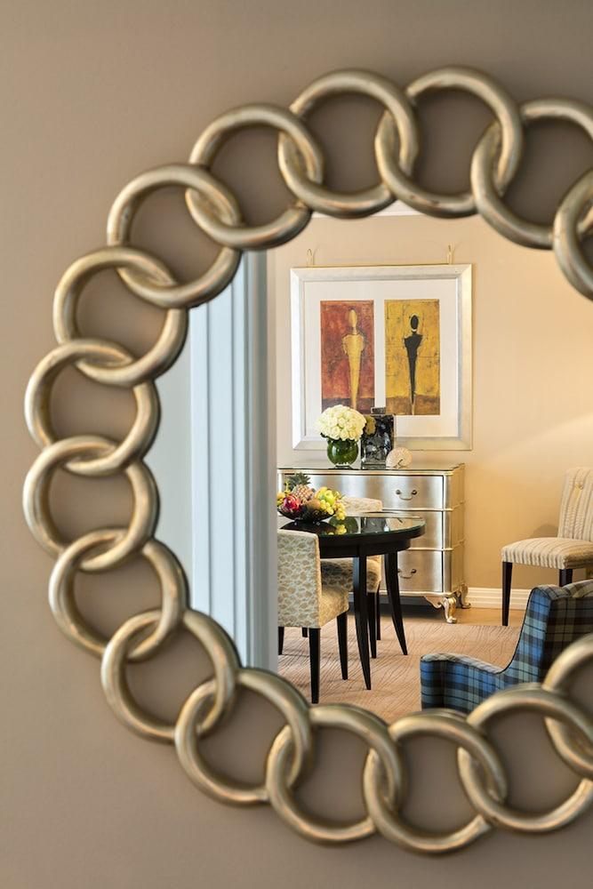 Warwick Champs-Elysées Paris