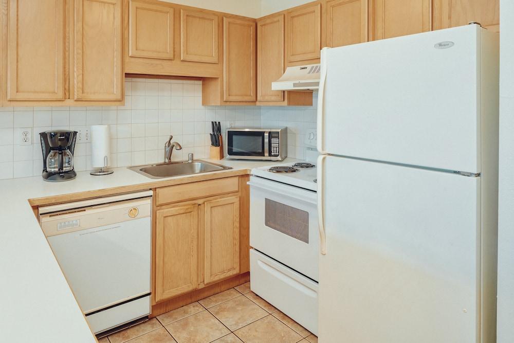 Banyan Harbor Resort