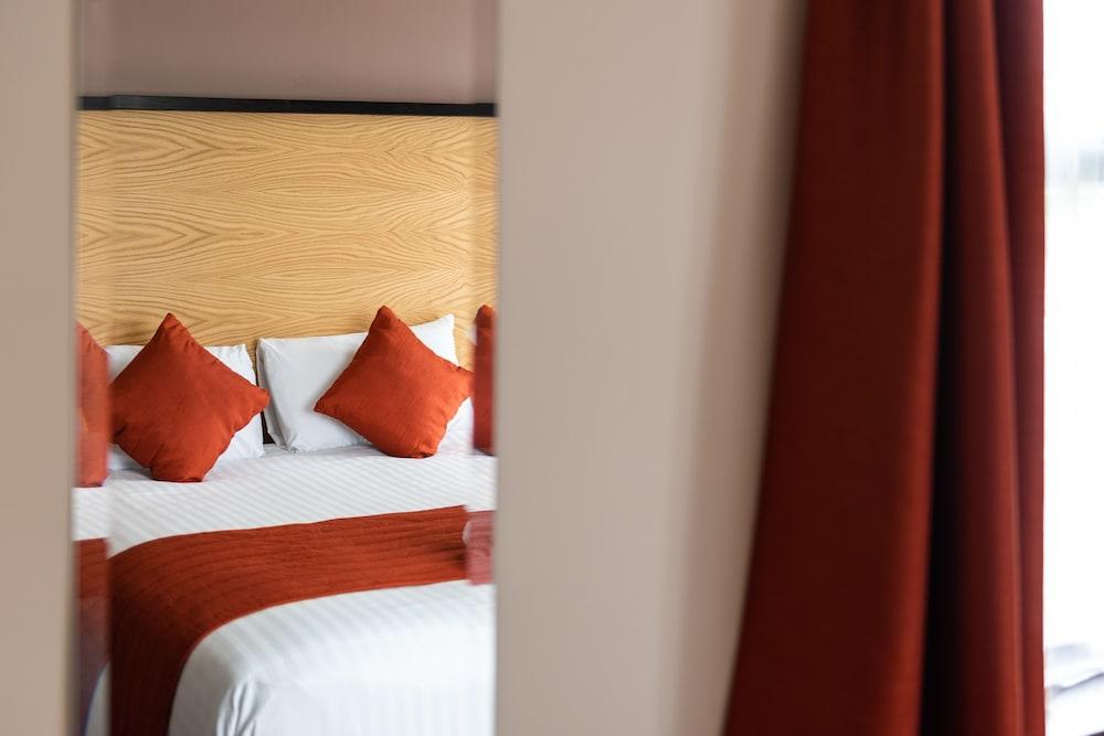 Dragonfly Hotel Peterborough