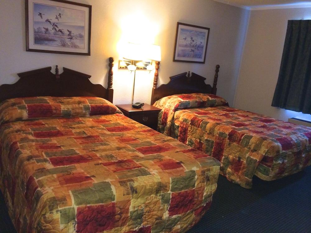 Rapids Inn and Suites