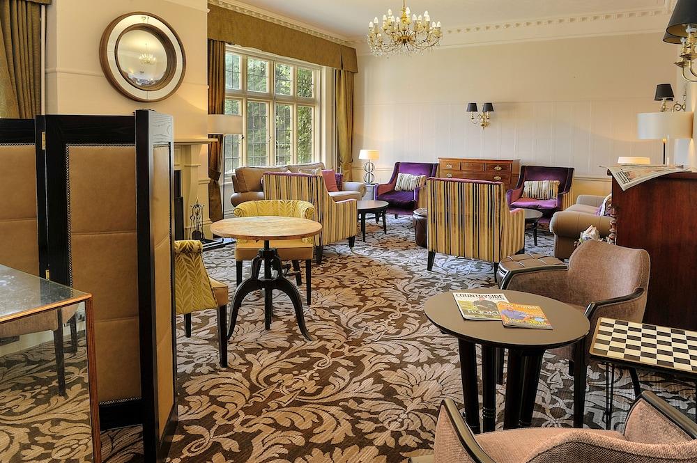 The Crown Manor House Hotel