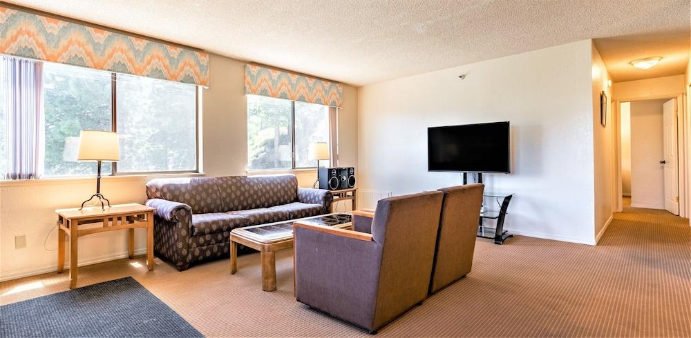 Tahoe Summit Village