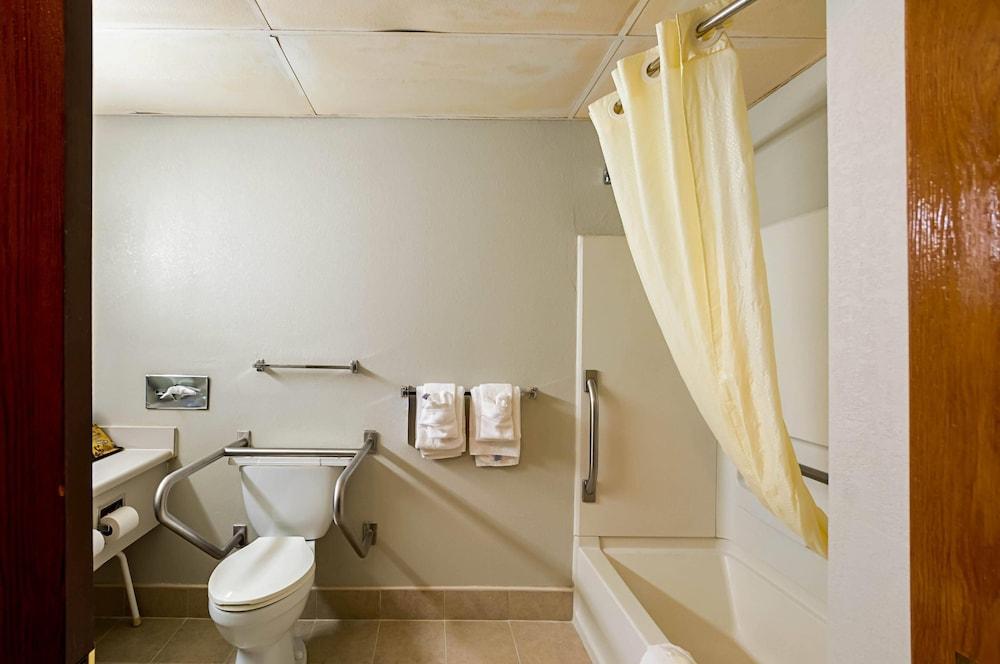 Quality Inn Salisbury North