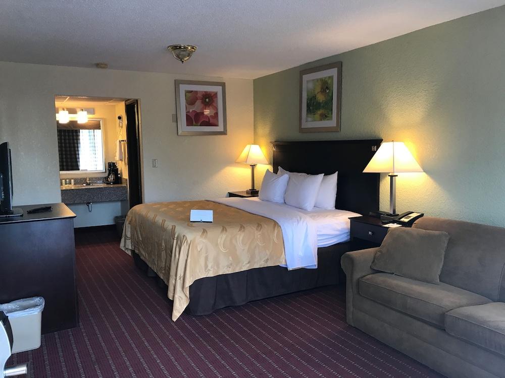 Quality Inn Huntingburg - Jasper