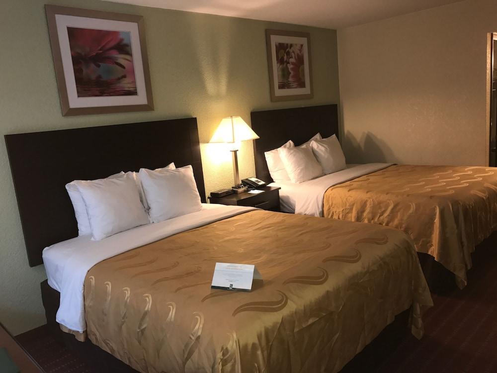 Quality Inn Huntingburg - Jasper