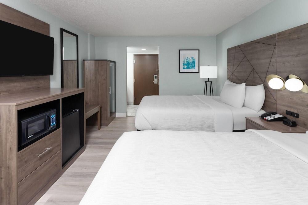 Wingate by Wyndham Sheboygan